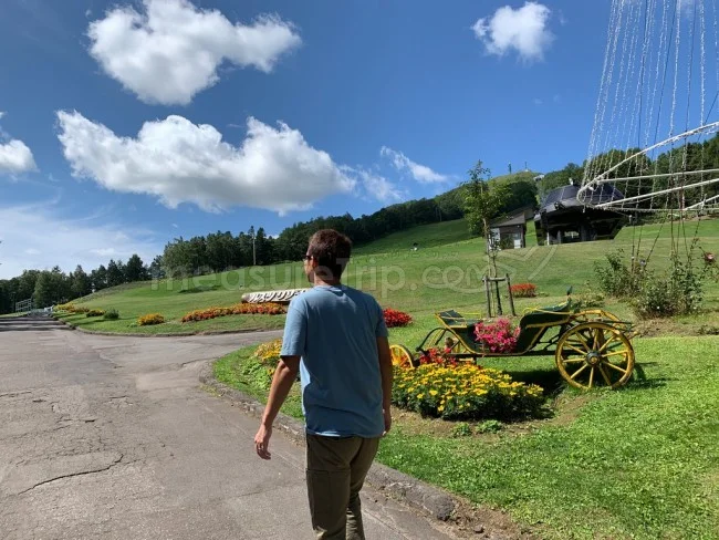 北海道 ウェスティンルスツリゾート周辺の山々を進む羊蹄ゴンドラ！