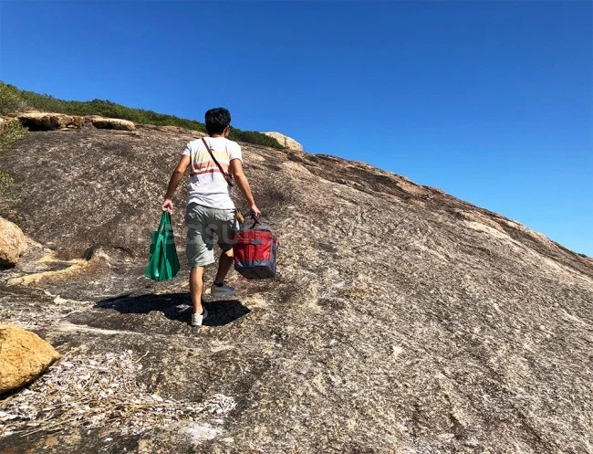 [野生のカンガルーがいる世界一のビーチを目指して！西オーストラリア・ロングドライブ旅行記103] 絶景のヘルファイヤーベイでピクニック（お弁当）タイム