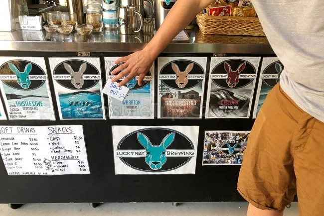 [野生のカンガルーがいる世界一のビーチを目指して！西オーストラリア・ロングドライブ旅行記107] ラッキーベイ・ブリューイングに地ビール（クラフトビール）を買いに行こう