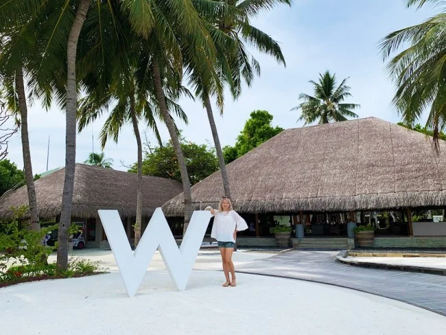 【宿泊代無料!?】1泊30万円以上の W モルディブにポイントで無料宿泊!【モルディブ 格安旅行 ガイド】