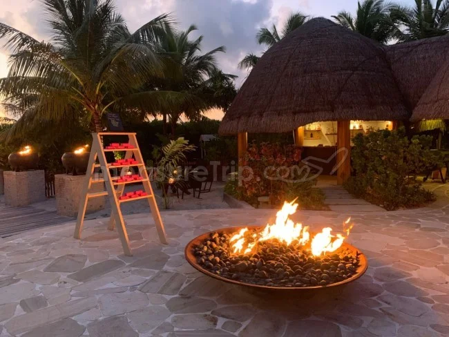 【宿泊代無料!?】1泊30万円以上の W モルディブにポイントで無料宿泊!【モルディブ 格安旅行 ガイド】