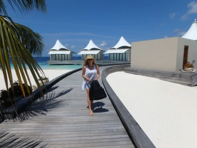 【宿泊代無料!?】1泊30万円以上の W モルディブにポイントで無料宿泊!【モルディブ 格安旅行 ガイド】