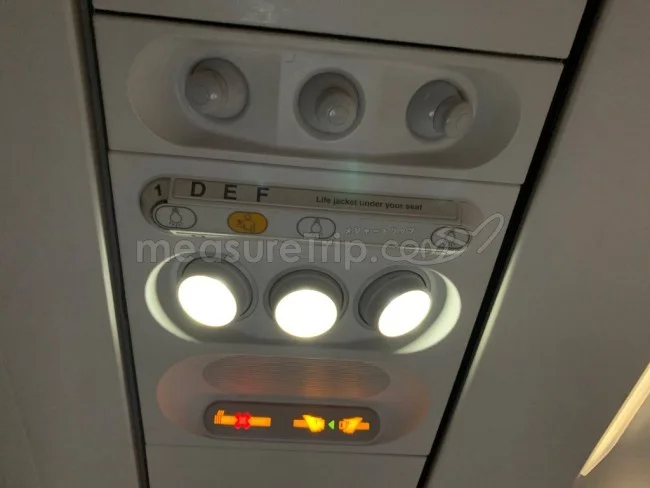 エアアジア 国際線（モルディブ MLE→マレーシア KUL - AK73便 / A320） エコノミークラス・ホットシートを搭乗レビュー！【飛行機の搭乗記】