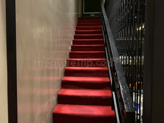 エアアジア RED LOUNGE - レッドラウンジ ＠クアラルンプール KLIA2