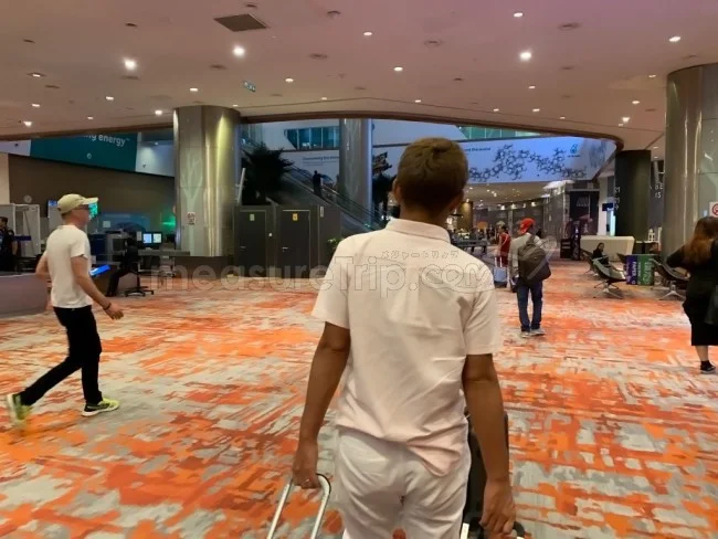 エアアジア RED LOUNGE - レッドラウンジ ＠クアラルンプール KLIA2