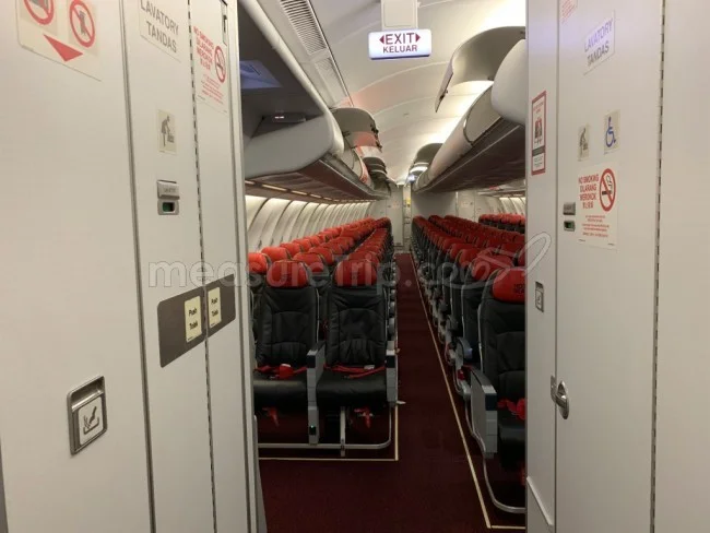 エアアジア 国際線（マレーシア KUL→大阪 KIX - D71便 / A330-300） エコノミークラスを搭乗レビュー！【飛行機の搭乗記】