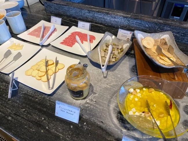 フォーポイントバイシェラトン名古屋 レストランでの朝食ビュッフェ