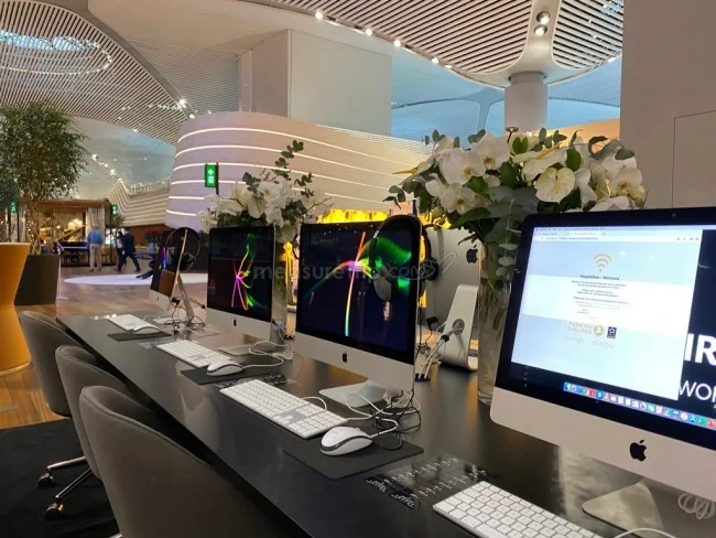 ターキッシュエアラインズ ビジネスクラスラウンジ - BUSINESS LOUNGE ＠イスタンブール新国際空港