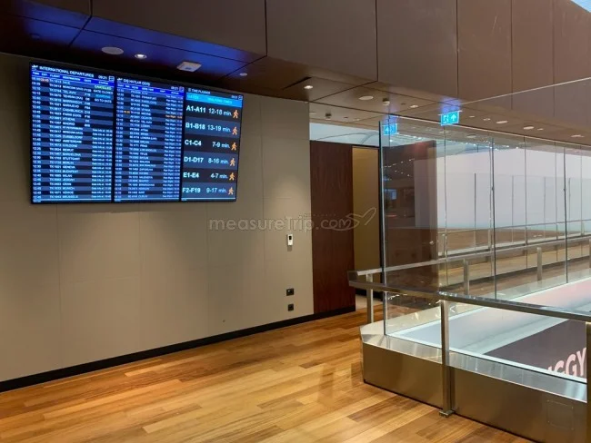 ターキッシュエアラインズ ビジネスクラスラウンジ - BUSINESS LOUNGE ＠イスタンブール新国際空港