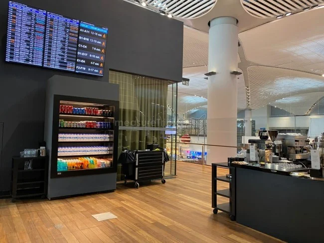 ターキッシュエアラインズ ビジネスクラスラウンジ - BUSINESS LOUNGE ＠イスタンブール新国際空港