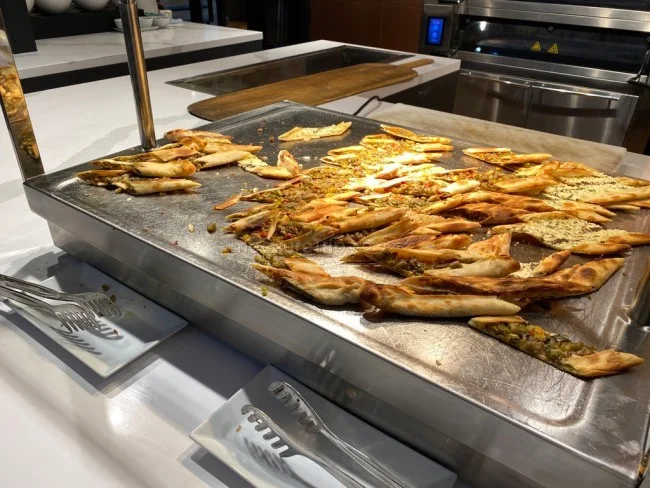 ターキッシュエアラインズ ビジネスクラスラウンジ - BUSINESS LOUNGE ＠イスタンブール新国際空港