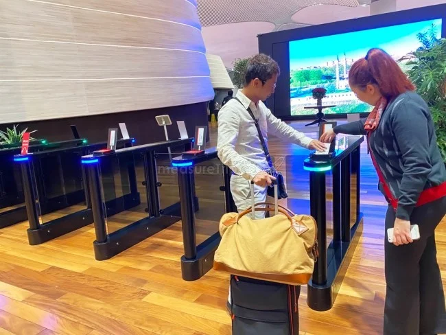 ターキッシュエアラインズ ラウンジ - Miles＆Smiles Lounge ＠イスタンブール新国際空港