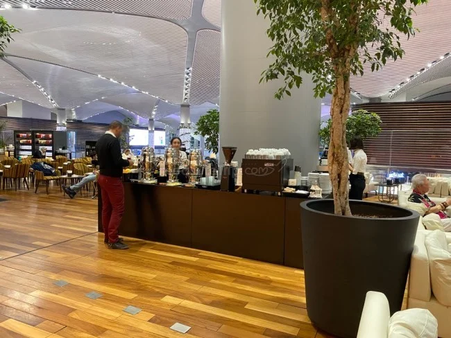 ターキッシュエアラインズ ラウンジ - Miles＆Smiles Lounge ＠イスタンブール新国際空港