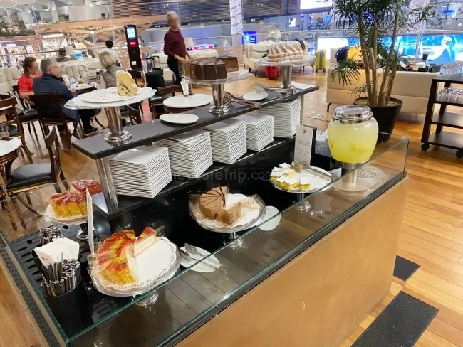 ターキッシュエアラインズ ラウンジ - Miles＆Smiles Lounge ＠イスタンブール新国際空港