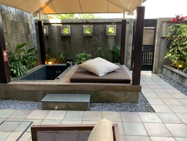 [新型コロナもう大変！冬のリッツカールトン沖縄旅行記9] リッツカールトン沖縄・カバナルームのお部屋にアップグレード！さすがチタンエリート会員パワーはすごい♪