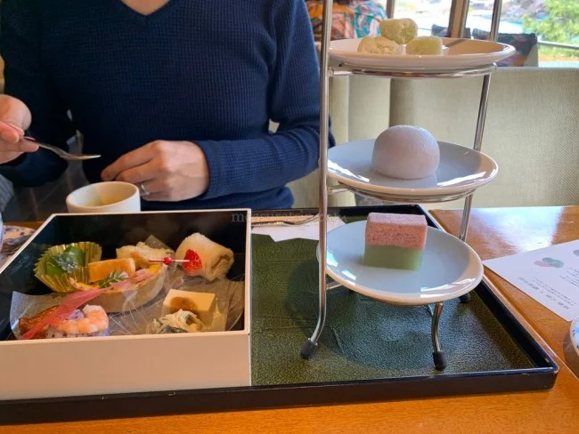 【嵐山のおすすめ 和風カフェ】 優雅な時間を過ごせる高級ホテルの和風 カフェ「八翠」のアフタヌーンティーをレビュー【翠嵐ラグジュアリーコレクションホテル京都】