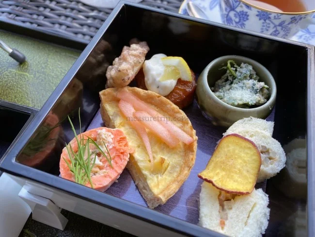 【嵐山のおすすめ 和風カフェ】 優雅な時間を過ごせる高級ホテルの和風 カフェ「八翠」のアフタヌーンティーをレビュー【翠嵐ラグジュアリーコレクションホテル京都】