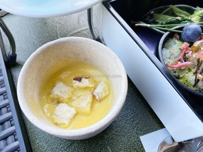 【嵐山のおすすめ 和風カフェ】 優雅な時間を過ごせる高級ホテルの和風 カフェ「八翠」のアフタヌーンティーをレビュー【翠嵐ラグジュアリーコレクションホテル京都】