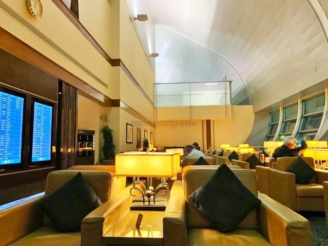 エミレーツ航空 ビジネスクラスラウンジ @ドバイ国際空港 コンコースC