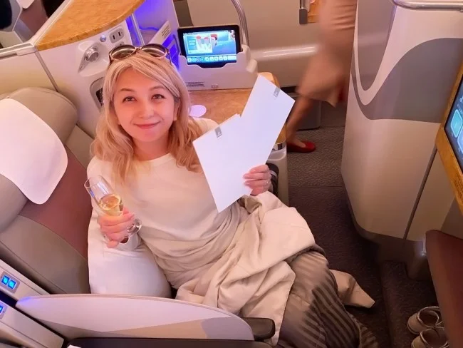 エミレーツ航空 A380 ビジネスクラス ドバイ⇔大阪 / 搭乗記【エミレーツ 機内食】