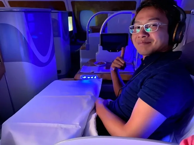 エミレーツ航空 A380 ビジネスクラス ドバイ⇔大阪 / 搭乗記【エミレーツ 機内食】
