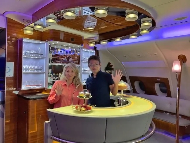 エミレーツ航空 A380 ビジネスクラス ドバイ⇔大阪 / 搭乗記【エミレーツ 機内食】