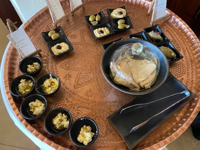 アルマハデザートリゾート 超豪華な食事はオールインクルーシブ！