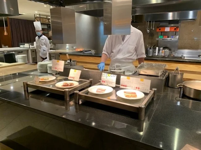 シェラトン宮崎 メインレストラン「パインテラス」朝食ビュッフェ