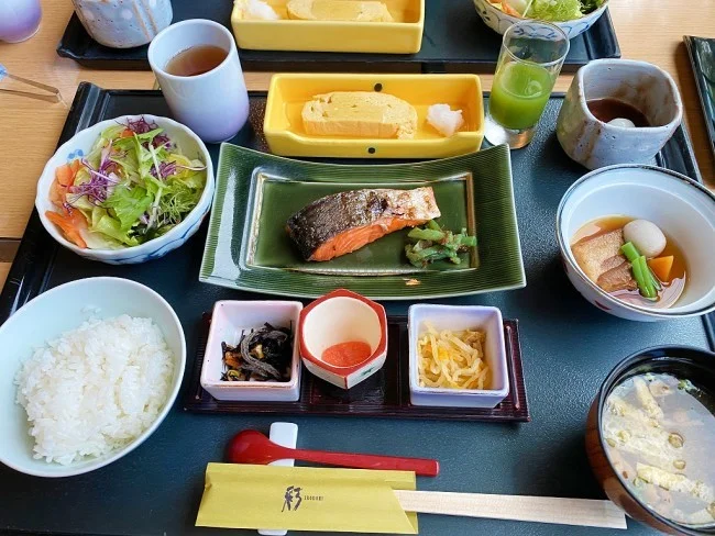 【ルネッサンス リゾート 沖縄】宿泊者は無料！限定30食の琉球朝食も選べる!?沖縄料理が絶品の和朝食【レビュー 口コミ】