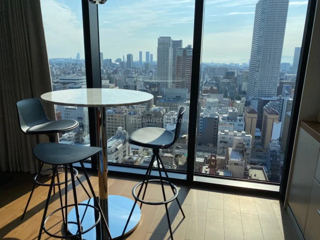 【W大阪 滞在記】大阪のビル群を臨む圧巻のスイートルーム！ マーベラス・スイートルーム 宿泊記