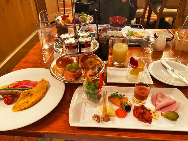 リッツカールトン大阪 インルームダイニング メニュー＆料金表