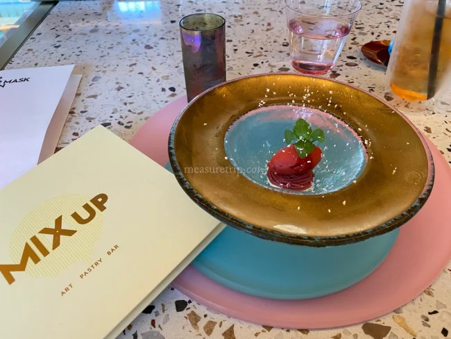 W大阪 カフェ MIXup ピエールエルメとコラボしたデザートコース！