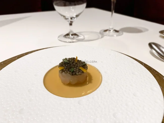 【リッツカールトン大阪】超高級！フランス料理レストラン ラベ - La Baie でドキドキのコースディナー！【高級レストランでの服装】