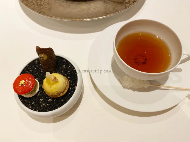 【リッツカールトン大阪】超高級！フランス料理レストラン ラベ - La Baie でドキドキのコースディナー！【高級レストランでの服装】