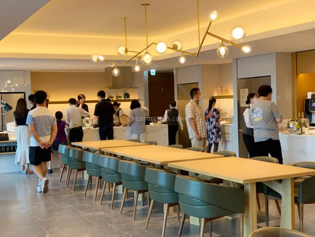 【ウェスティンホテル横浜】食事も充実！エグゼクティブクラブラウンジ「CLUB」を実体験レポート！