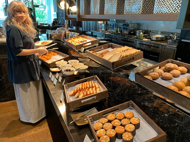 【ウェスティンホテル横浜】スフレパンケーキが最高！メインレストランのセミビュッフェスタイルの朝食をレポート！【宿泊記・朝食レビュー】