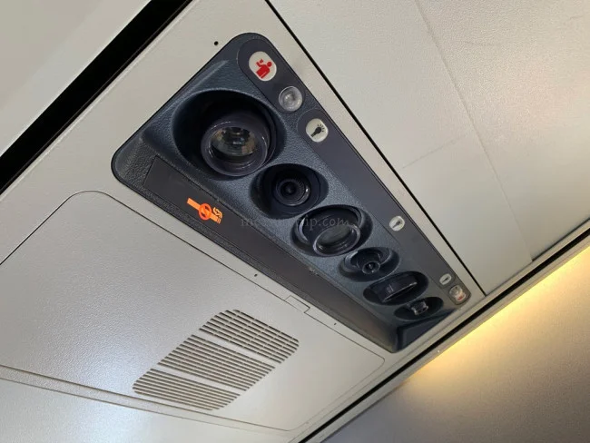 【ユナイテッド航空】B737-800（B738）国際線 エコノミークラス（UA150 / UA151 関空⇔グアム線）実体験レポート！【飛行機の搭乗記】