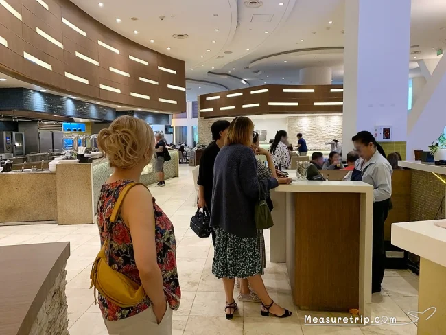[コロナ後初海外旅行！夏休みグアム旅行記16] メインレストランで朝食を