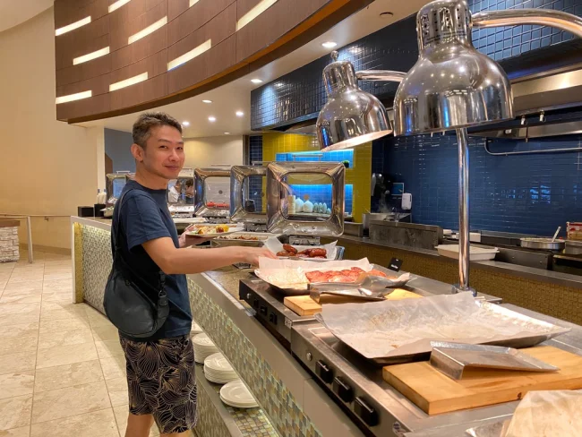[コロナ後初海外旅行！夏休みグアム旅行記16] メインレストランで朝食を