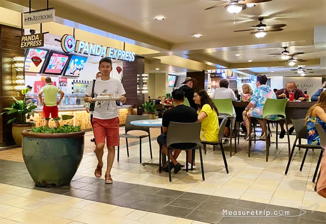 【コロナ後ハワイ】ハワイのフードコートでの食費は？全店舗値段調査【ロイヤルハワイアンセンター フードコート パイナラナイ】