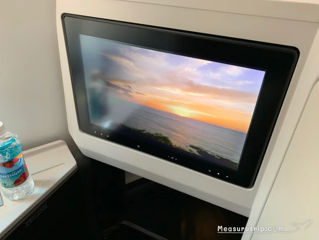 【JALハワイ コロナ後】B789 ビジネスクラス JL74 羽田→ハワイ・ホノルル の機内の様子と機内食 JAL SKY SUITE Ⅲ【飛行機の搭乗記】