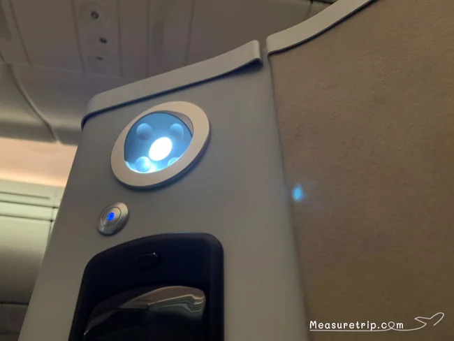 【JALハワイ コロナ後】B789 ビジネスクラス JL74 羽田→ハワイ・ホノルル の機内の様子と機内食 JAL SKY SUITE Ⅲ【飛行機の搭乗記】