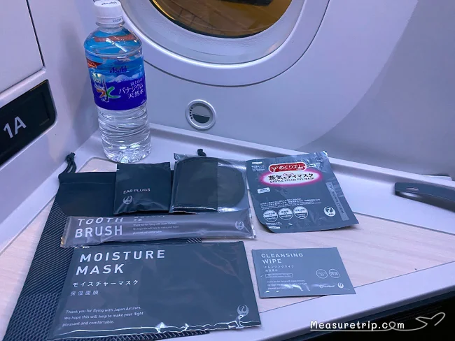 【JALハワイ コロナ後】B789 ビジネスクラス JL74 羽田→ハワイ・ホノルル の機内の様子と機内食 JAL SKY SUITE Ⅲ【飛行機の搭乗記】