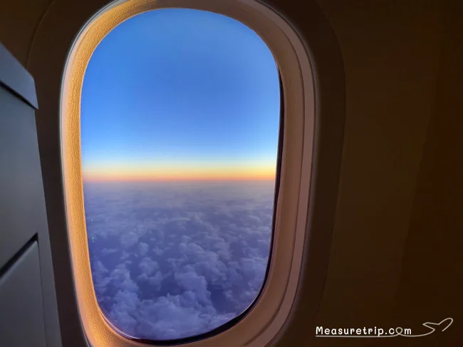 【JALハワイ コロナ後】B789 ビジネスクラス JL74 羽田→ハワイ・ホノルル の機内の様子と機内食 JAL SKY SUITE Ⅲ【飛行機の搭乗記】