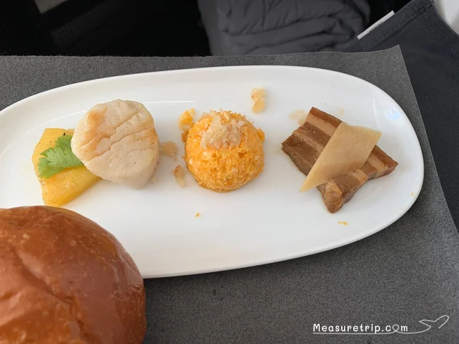 【JALハワイ コロナ後】B789 ビジネスクラス JL73 ハワイ・ホノルル→東京・羽田 の機内の様子と機内食 JAL SKY SUITE Ⅲ【飛行機の搭乗記】