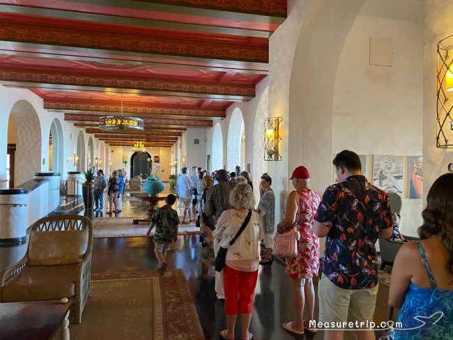 【ハワイ旅行 おすすめ】ハワイに行くなら絶対おすすめ！ロイヤルハワイアンのフラダンスショー「アハ アイナ」【ルアウ ディナーショー 】