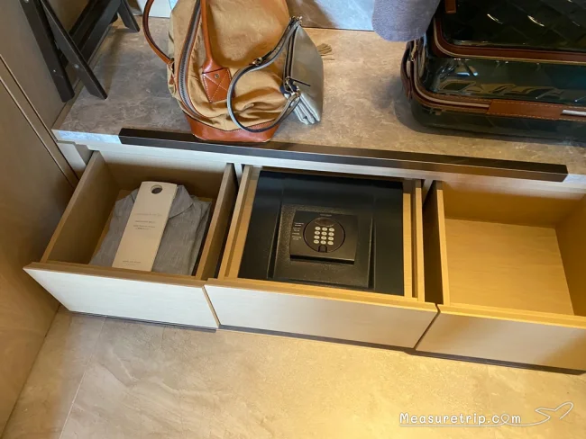 【ホテルザ三井京都】一番スタンダードなお部屋「デラックスルーム」- ホテル宿泊記 / 滞在記