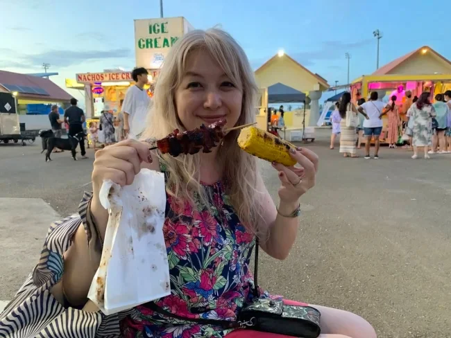 [コロナ後初海外旅行！夏休みグアム旅行記37] お祭り気分のナイトマーケット