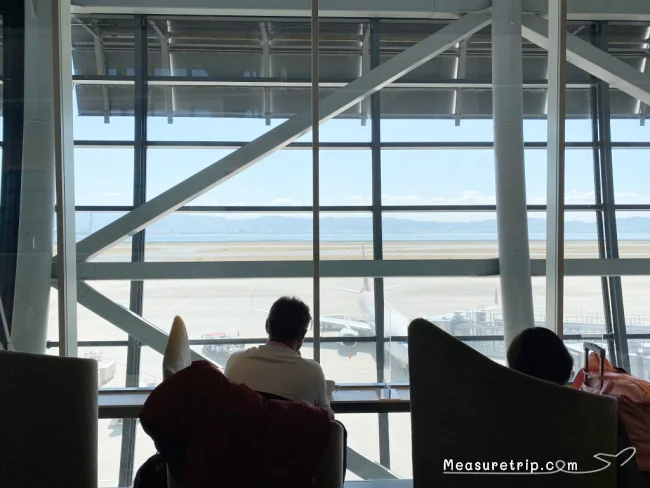 【コロナ後の関西空港ラウンジ】本館出発の各航空会社のビジネスクラス＆上級会員向けラウンジ「KIX NORTH LOUNGE - キックス・ノース・ラウンジ」