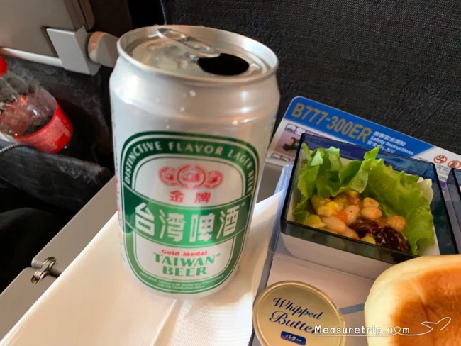 【チャイナエアライン】大阪→台湾 台北 エコノミークラスの機内食は… - 飛行機の搭乗記（B777-300ER / CI157便）